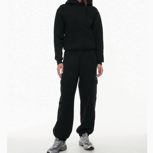 Aritzia TNA mega tracksuit sweatpants hoodie - Picture 1 of 6